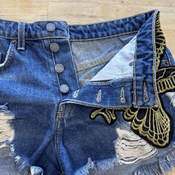 Carmar Denim Jeans Shorts 27 Blue Distressed Eagle Patch Frayed High Rise Y2k - Picture 5 of 13